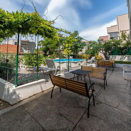 Apartments Turtle Gardens Makarska Extérieur photo
