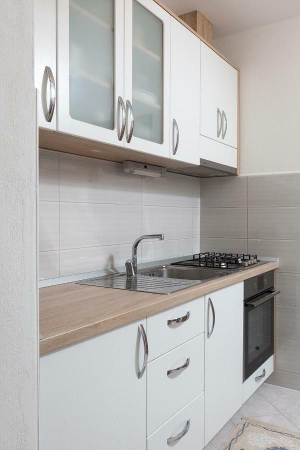 Apartments Turtle Gardens Makarska Extérieur photo
